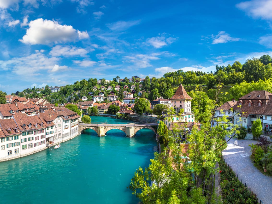 ETFs and Swiss equities the least competitive in Switzerland