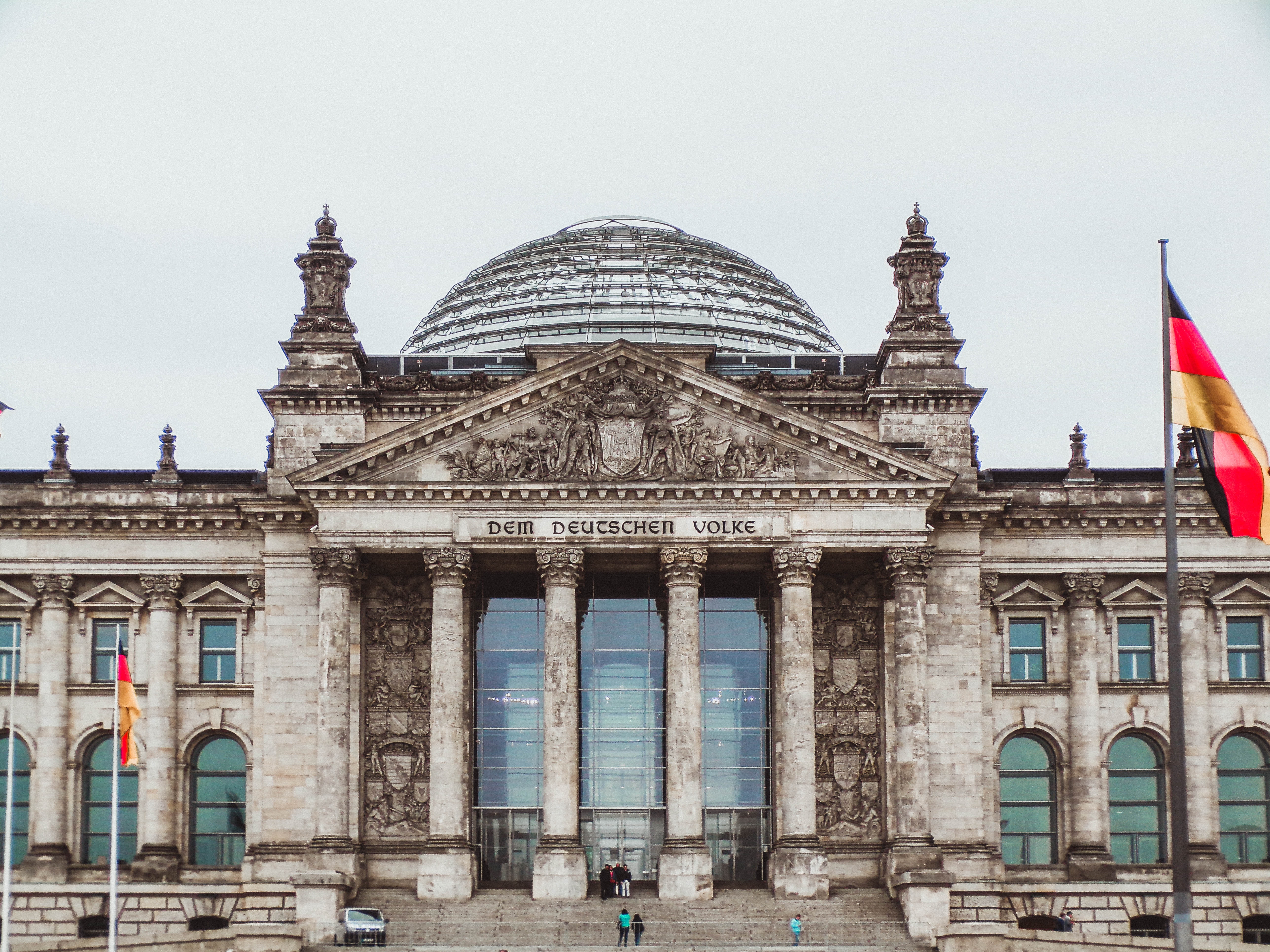 German investment professionals prefer analytical managers
