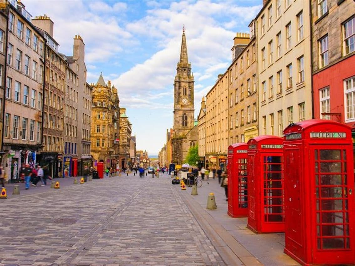 Four local managers among UK individual investors’ top 10 favourite brands