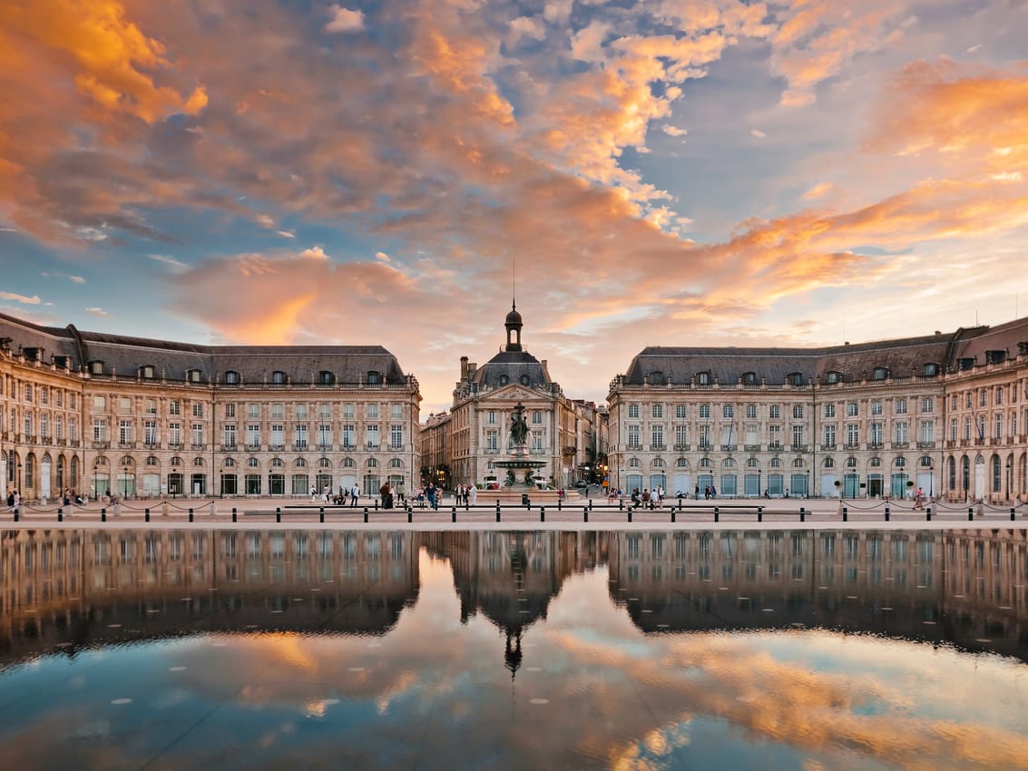 Alternatives and fixed income lead competitiveness in France
